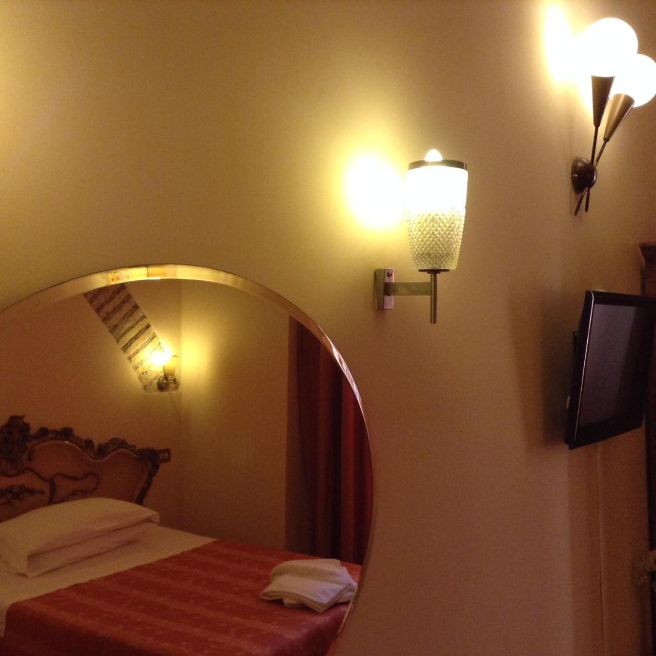 Maison De Marta Rome Bilik gambar