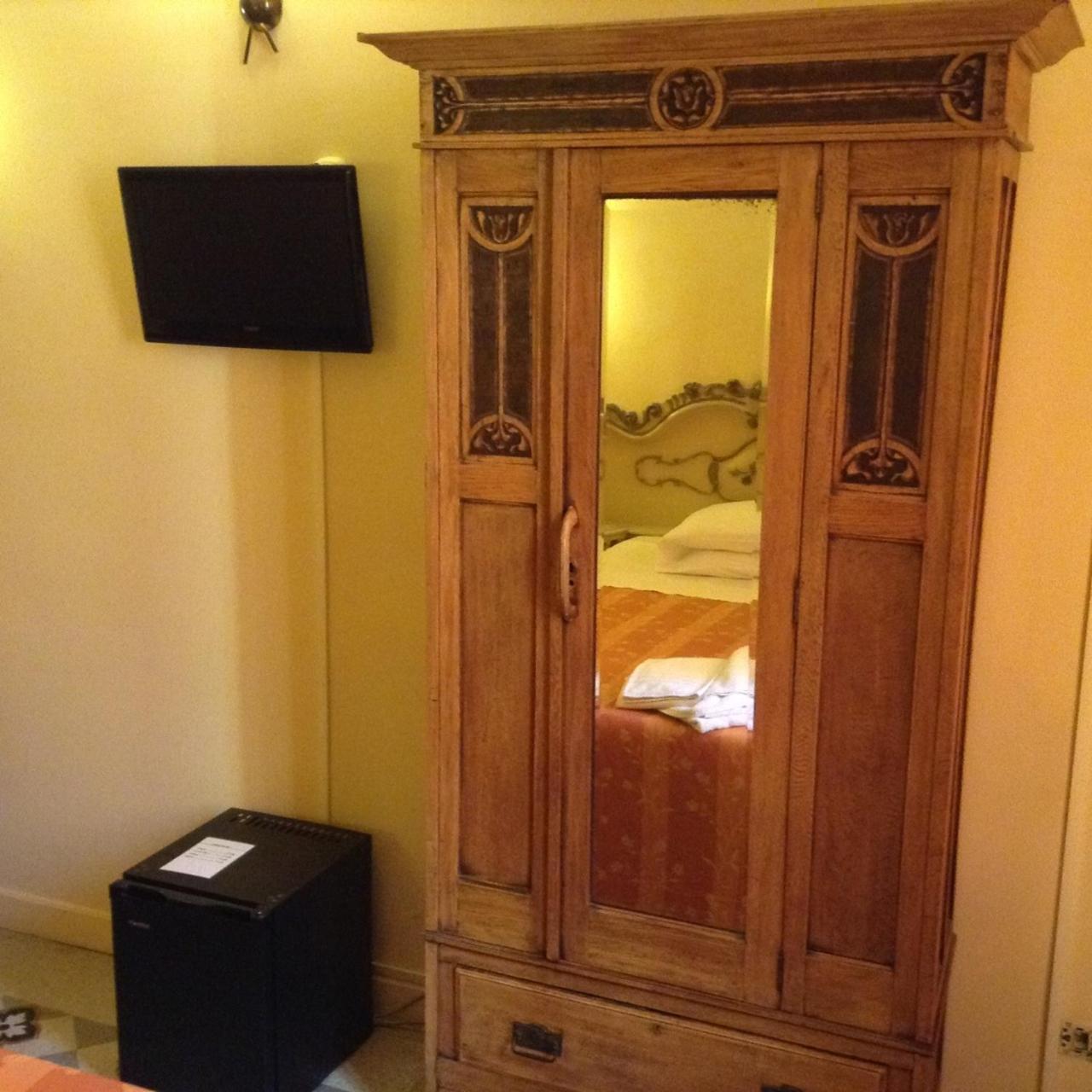 Maison De Marta Rome Bilik gambar